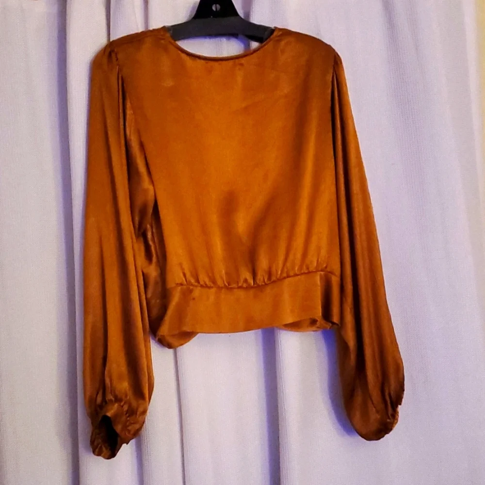 Blouse - Picture 3 of 3